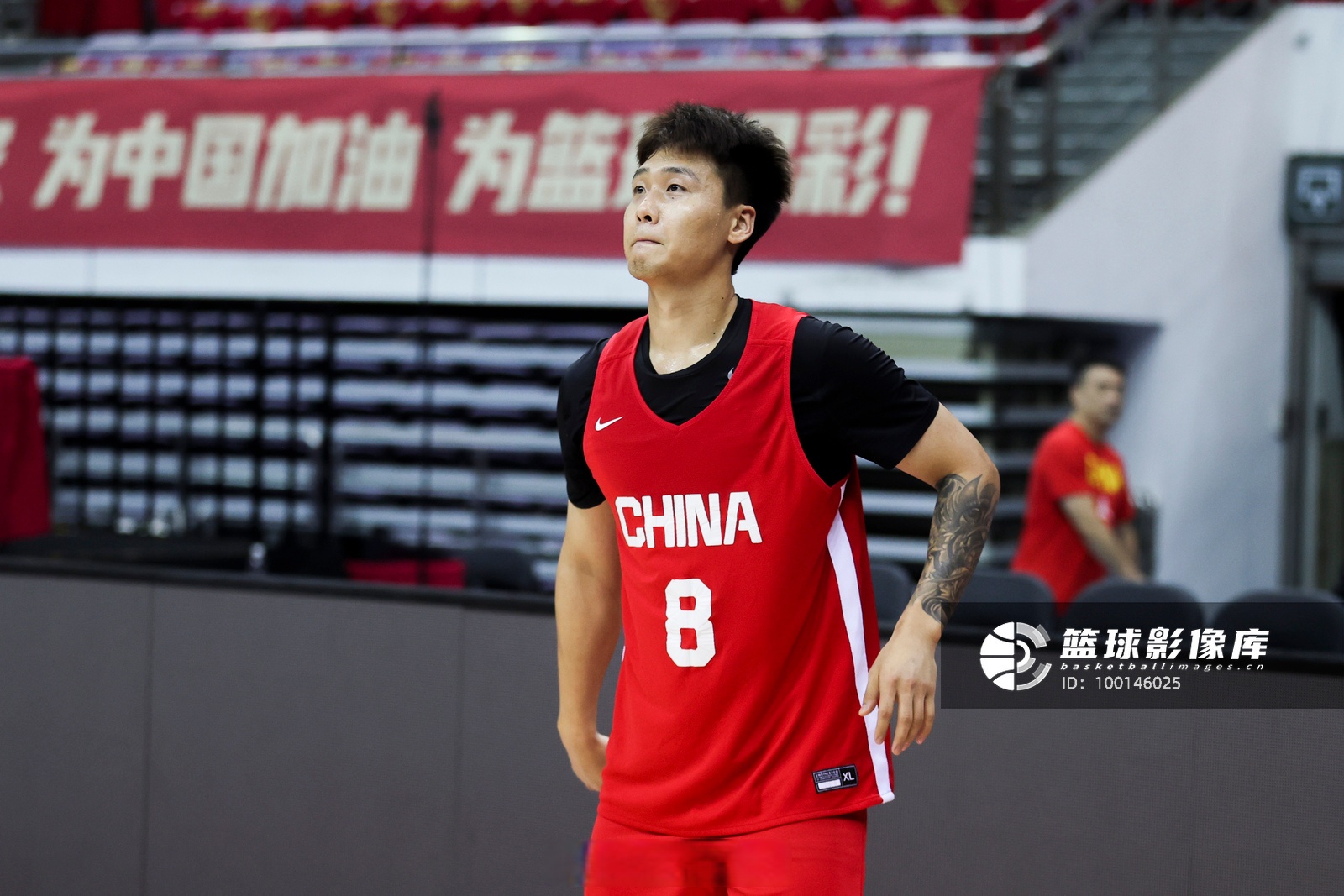 深圳男篮发布备战花絮；冲刺阶段主帅复盘；NBA季后赛任务艰巨；心理建设被强调(加强干部心理建设)