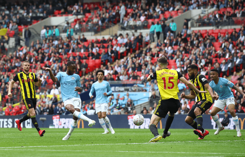 比利亚雷亚尔迎欧联关键赛;赛前门线救险;气氛紧张;资深球员宣示担当 比利亚雷亚尔迎欧联关键赛;赛前门线救险;气氛紧张;资深球员宣示担当