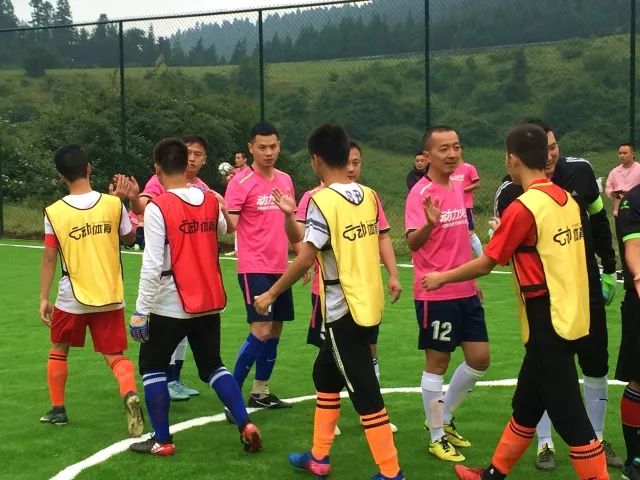 风云突变！瓦伦西亚赛后刷新队史纪录，意甲版图或变，球迷炸锅，细节决定成败的简单介绍