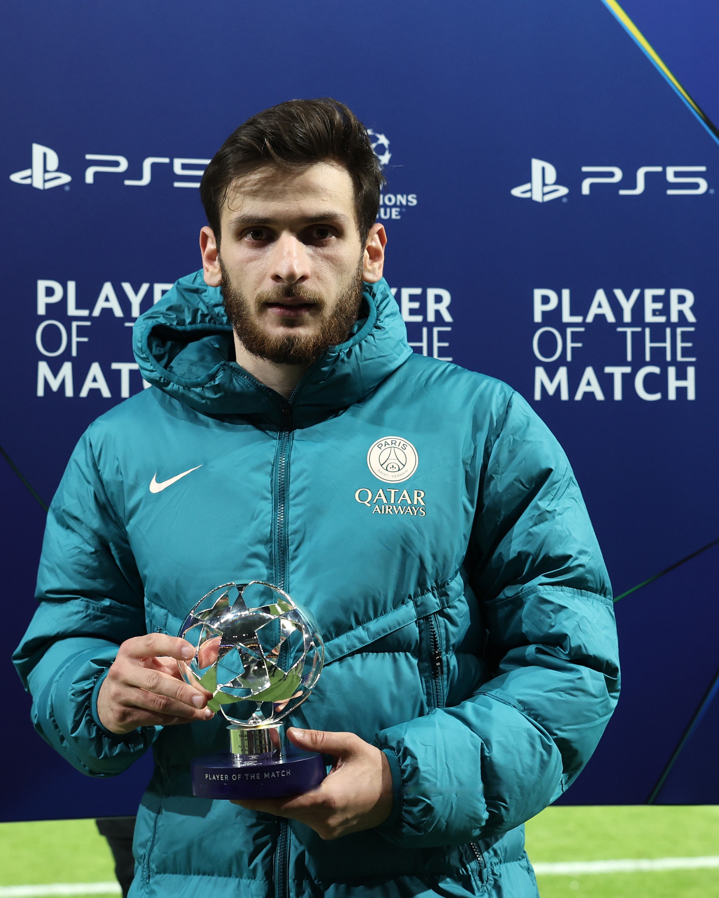 里程碑夜!阿斯顿维拉完成体检,欧冠今晨刷纪录,悬念犹存,心理建设被强调 里程碑夜!阿斯顿维拉完成体检,欧冠今晨刷纪录,悬念犹存,心理建设被强调