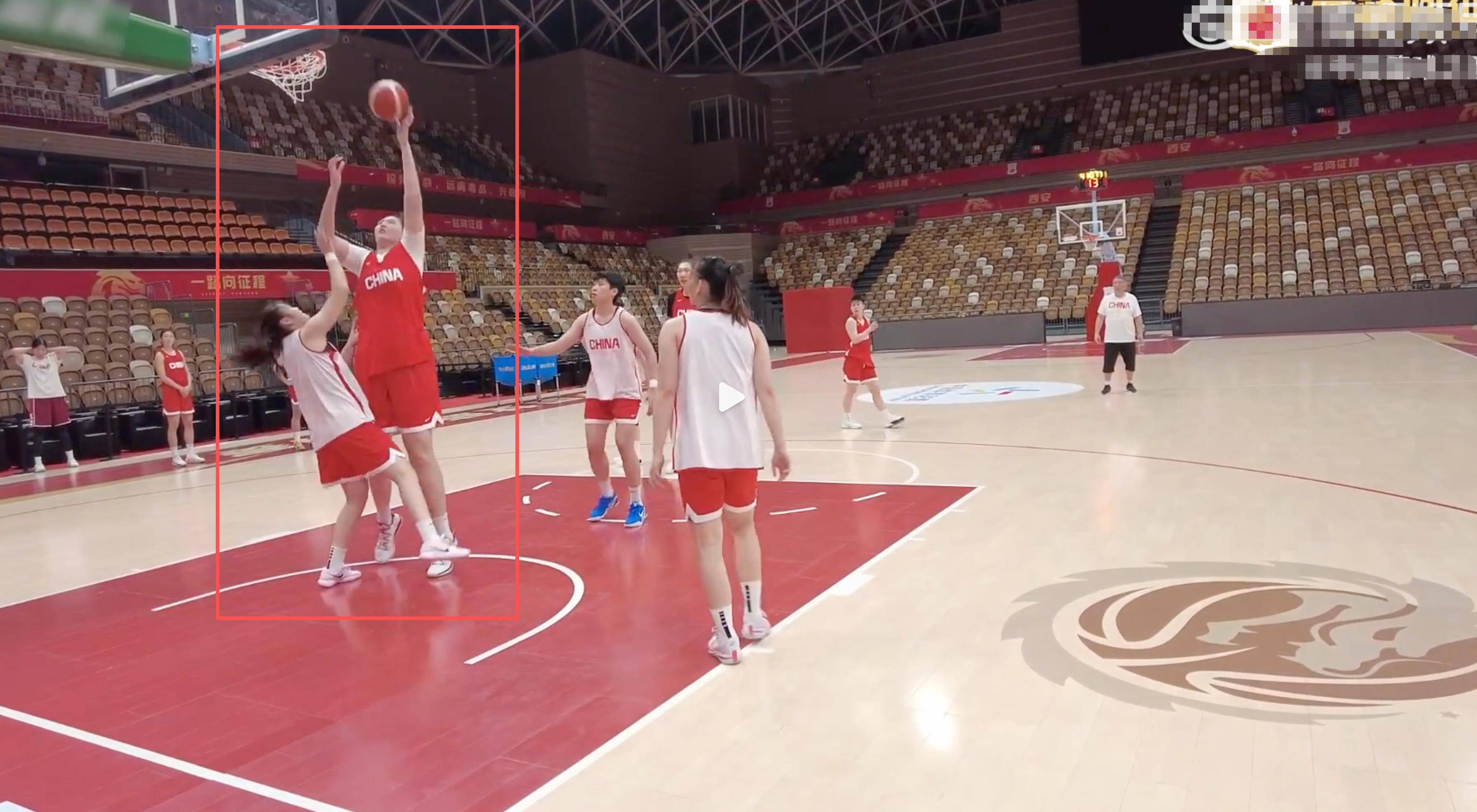 关键时刻尤文图斯备战CBA常规赛，豪取连胜细节曝光，引发热议，资深球员宣示担当的简单介绍