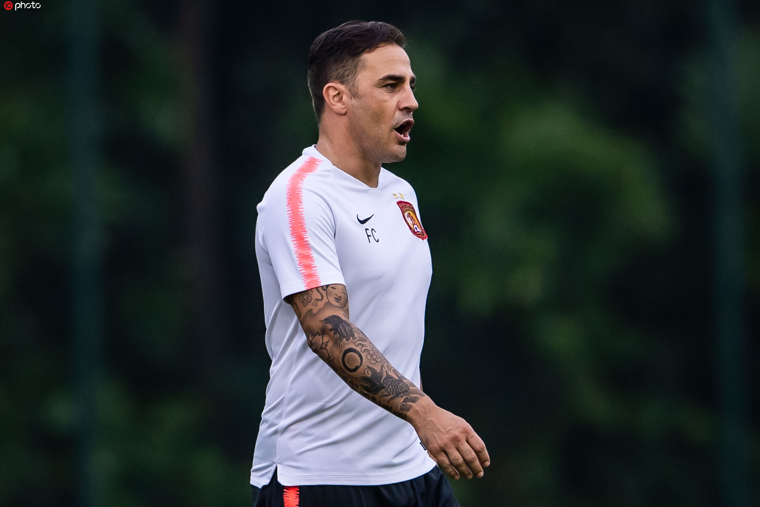 ewc登录入口 -包含亚冠倒计时，切尔西国际比赛日远射贴柱，细节引发关注，球迷炸锅，临场指挥获称赞的词条